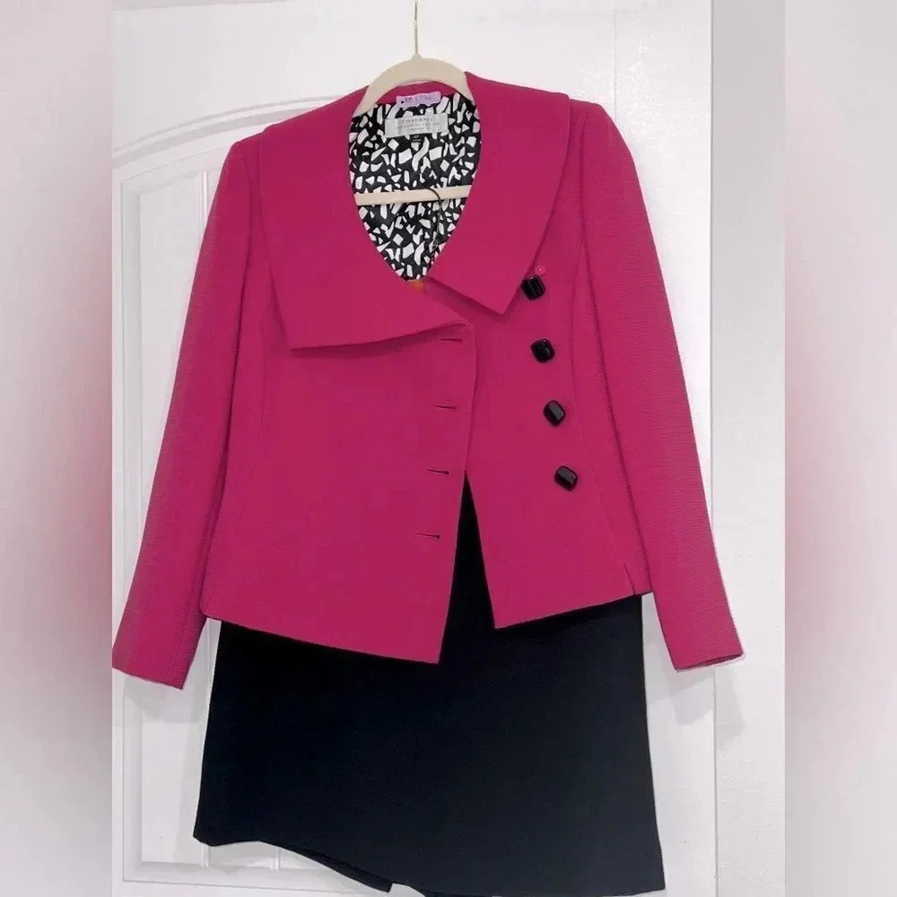 Tahari Suit 2pc‎ Size 6P